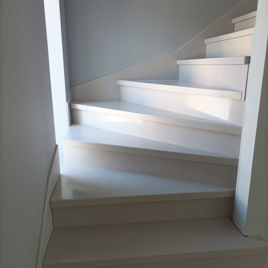 Каменные лестницы